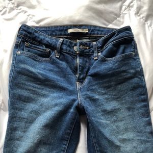 712 slim Levi jeans